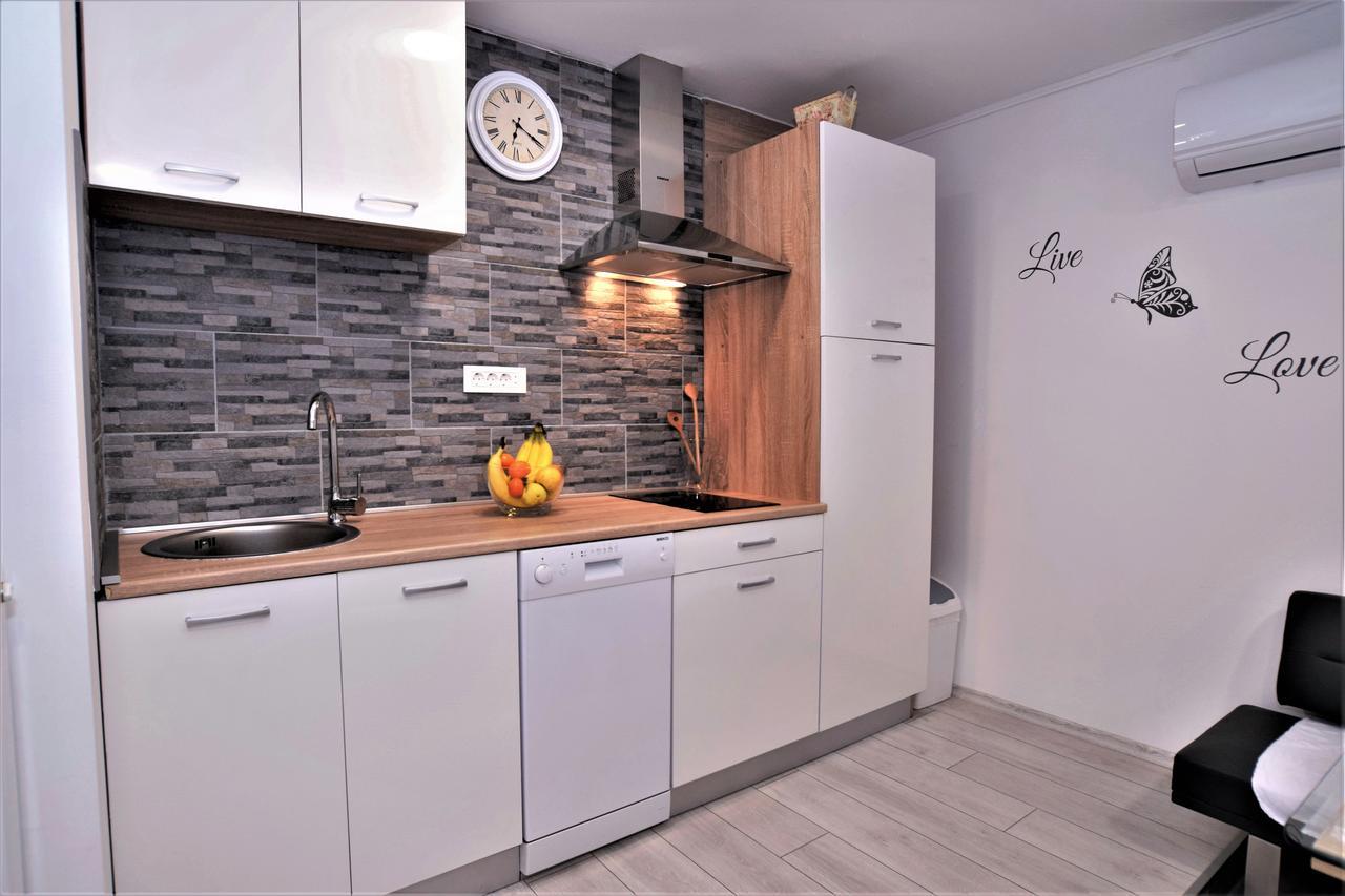 Apartment Gacka Otočac Екстериор снимка