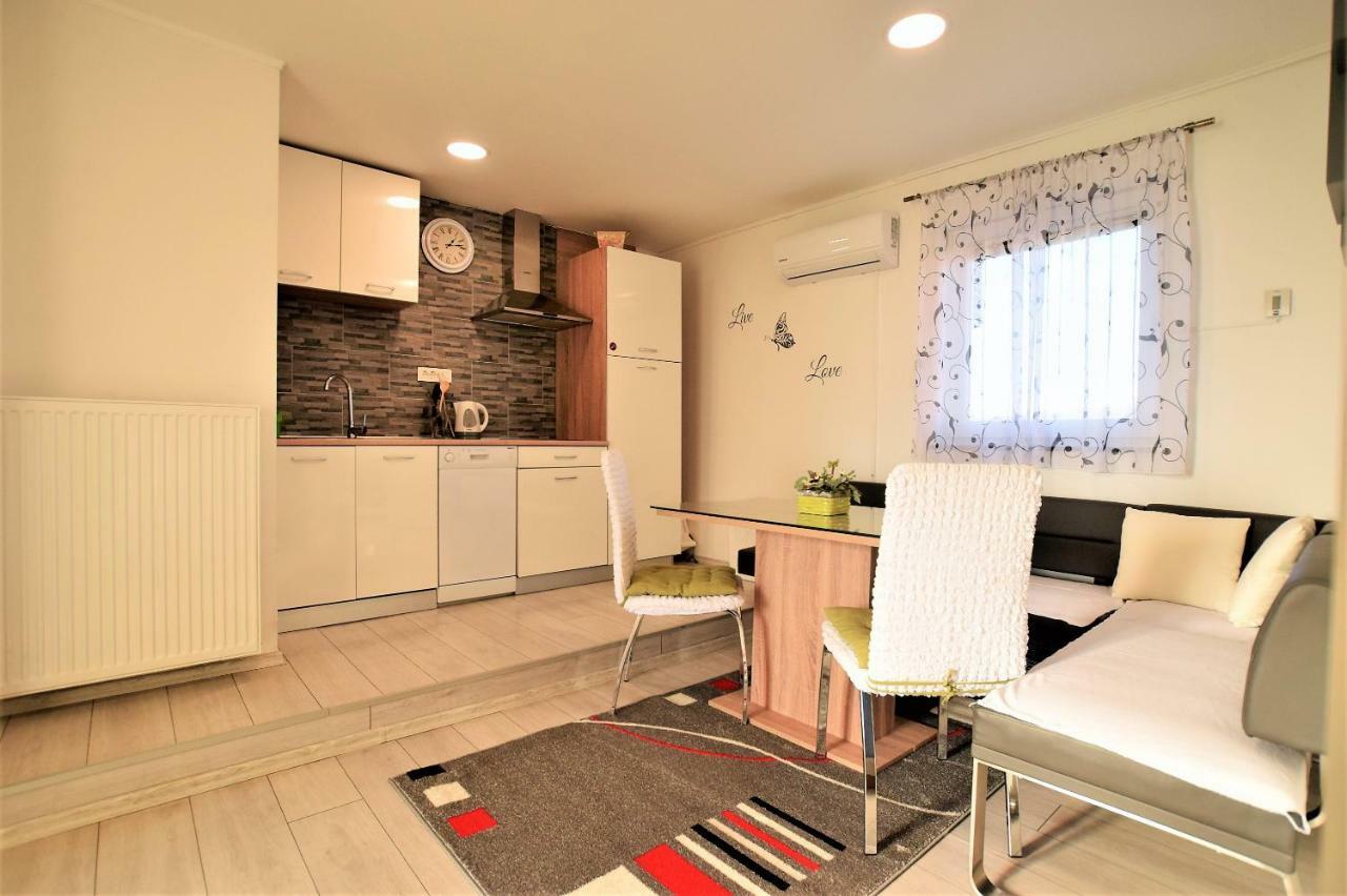 Apartment Gacka Otočac Екстериор снимка