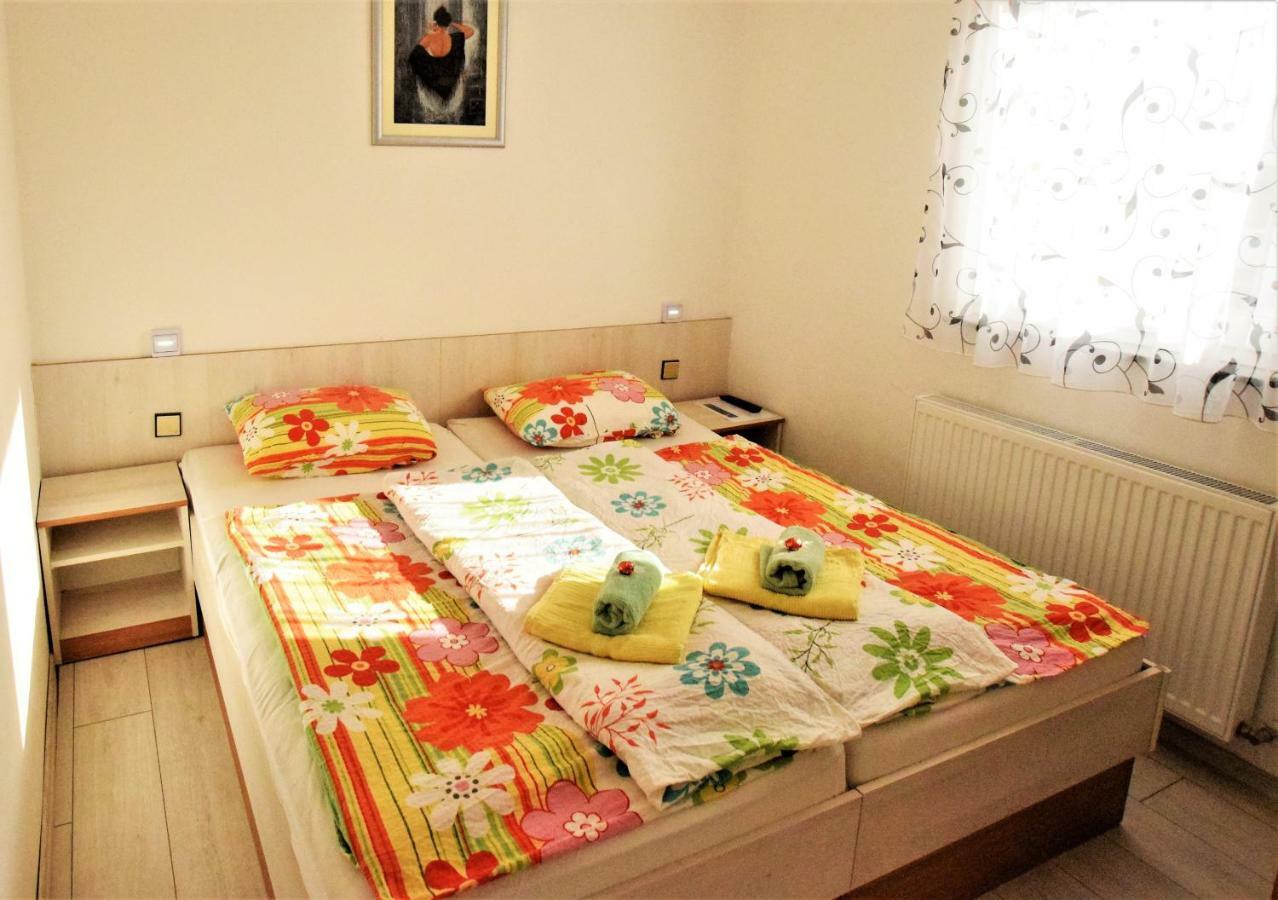 Apartment Gacka Otočac Екстериор снимка